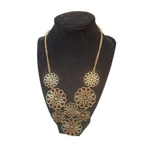 Medallion Fashion Necklace